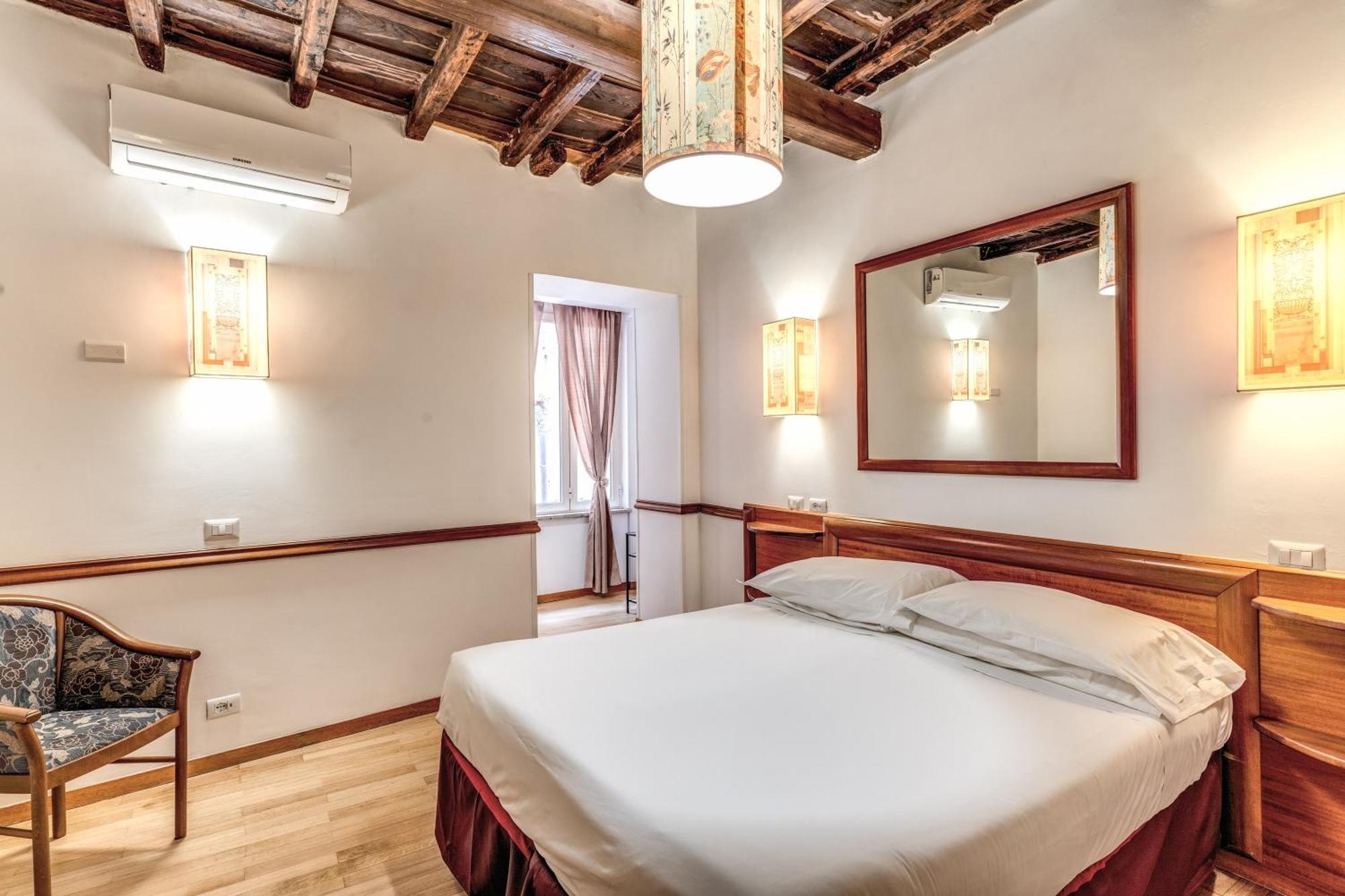 Santa Prassede Hotel
