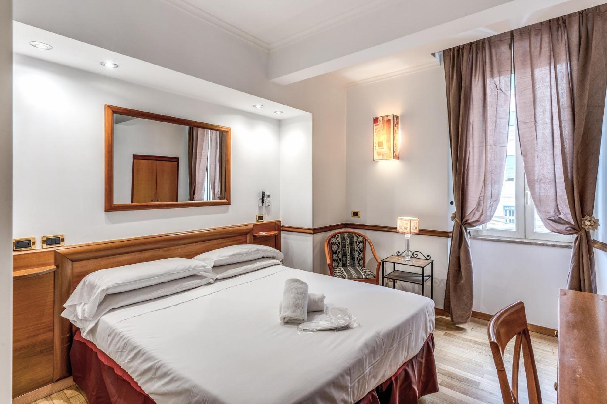 Hotel Santa Prassede 2*
